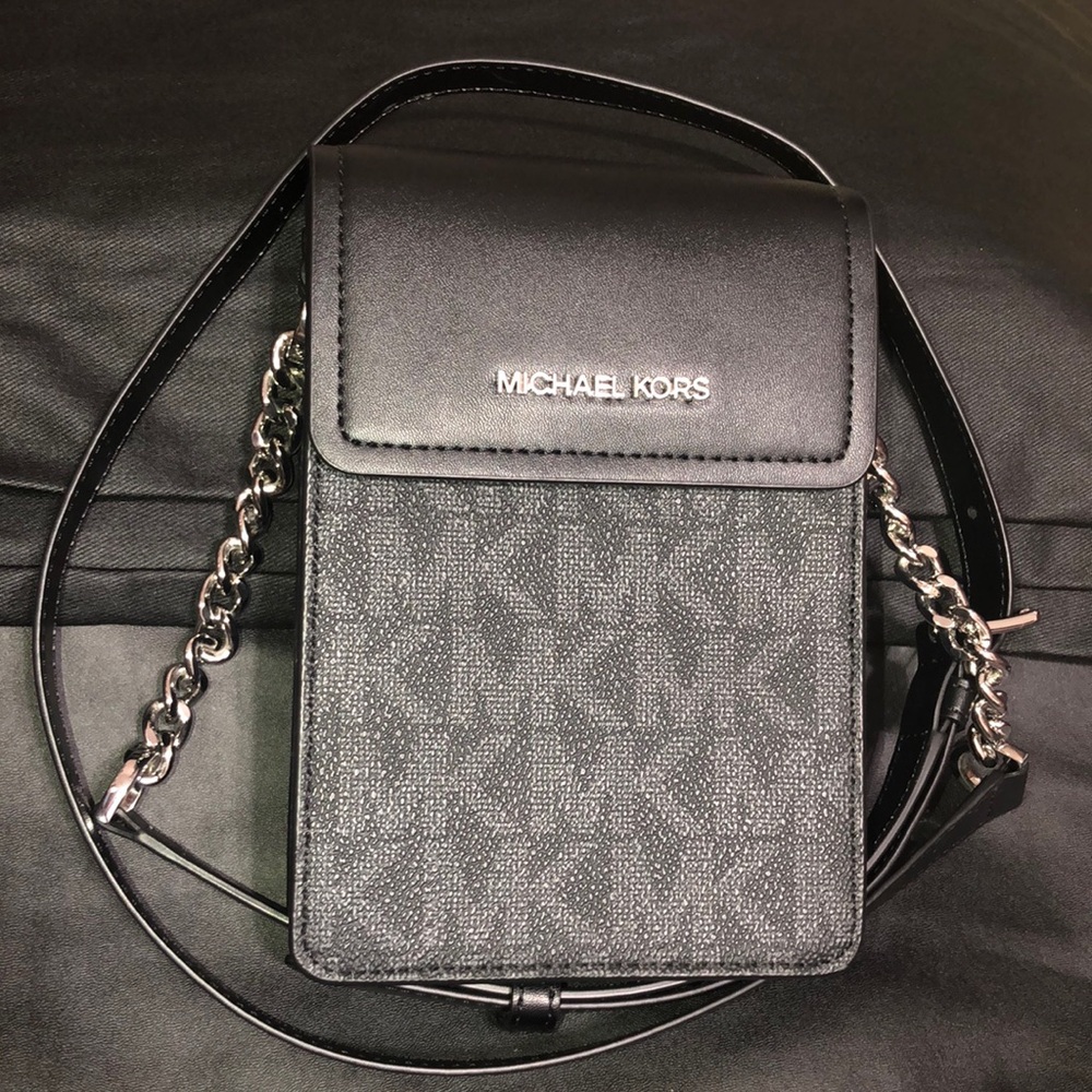 MICHAEL KORS CROSSBODY PURSE